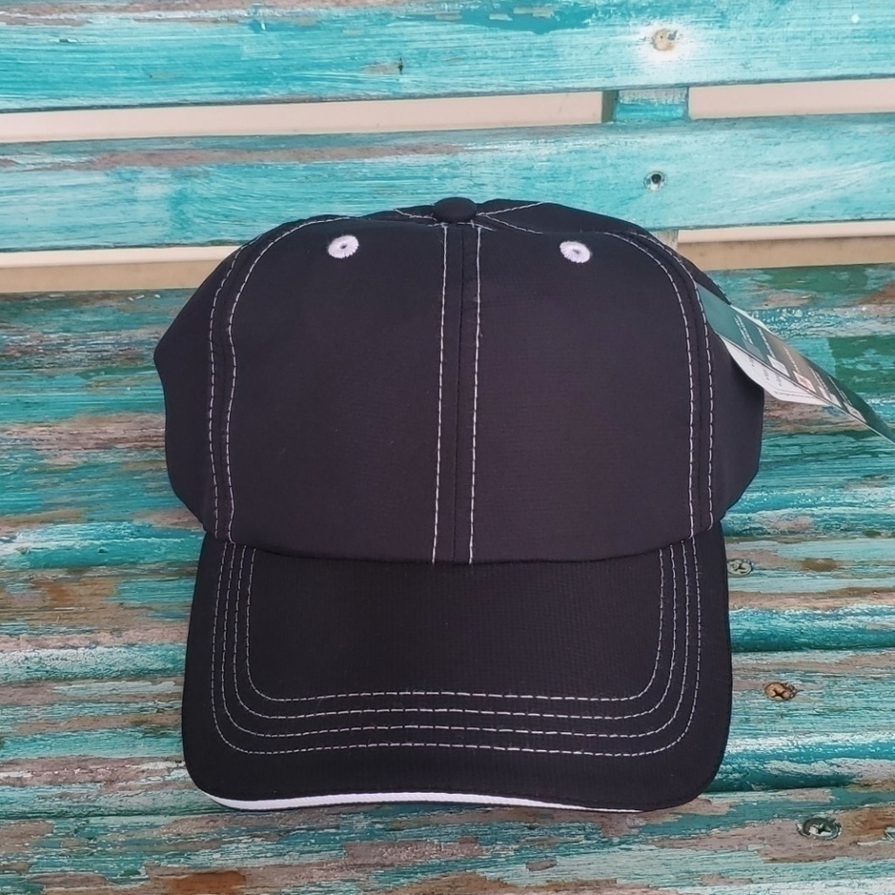 NWT Black Hat